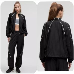 Lululemon License to Train Lightweight Jacket | Black | 8